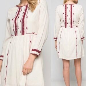 NWT Current Air Embroidered Tunic Dress in Cream and Burgundy size Small